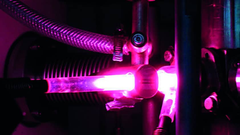 Ultraviolet processing of pre-cometary ices reproduces the natural evolution of interstellar ices observed in molecular clouds, leading to the formation of sugar molecules. Credit: L. Le Sergeant d'Hendecourt (CNRS) / NASA, ESA, and the Hubble Heritage Team (STScI/AURA).